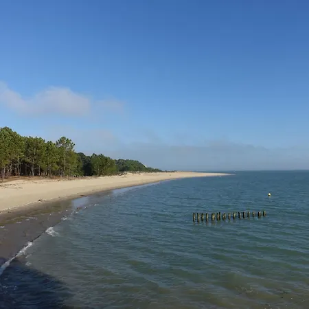 Althea By Interhome Saint-Pierre-d'Oleron